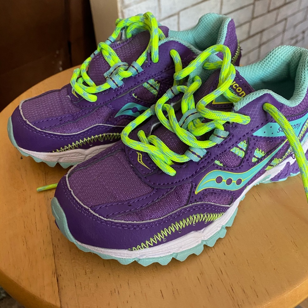 Girls Saucony sneakers size 12.5 purple and teal